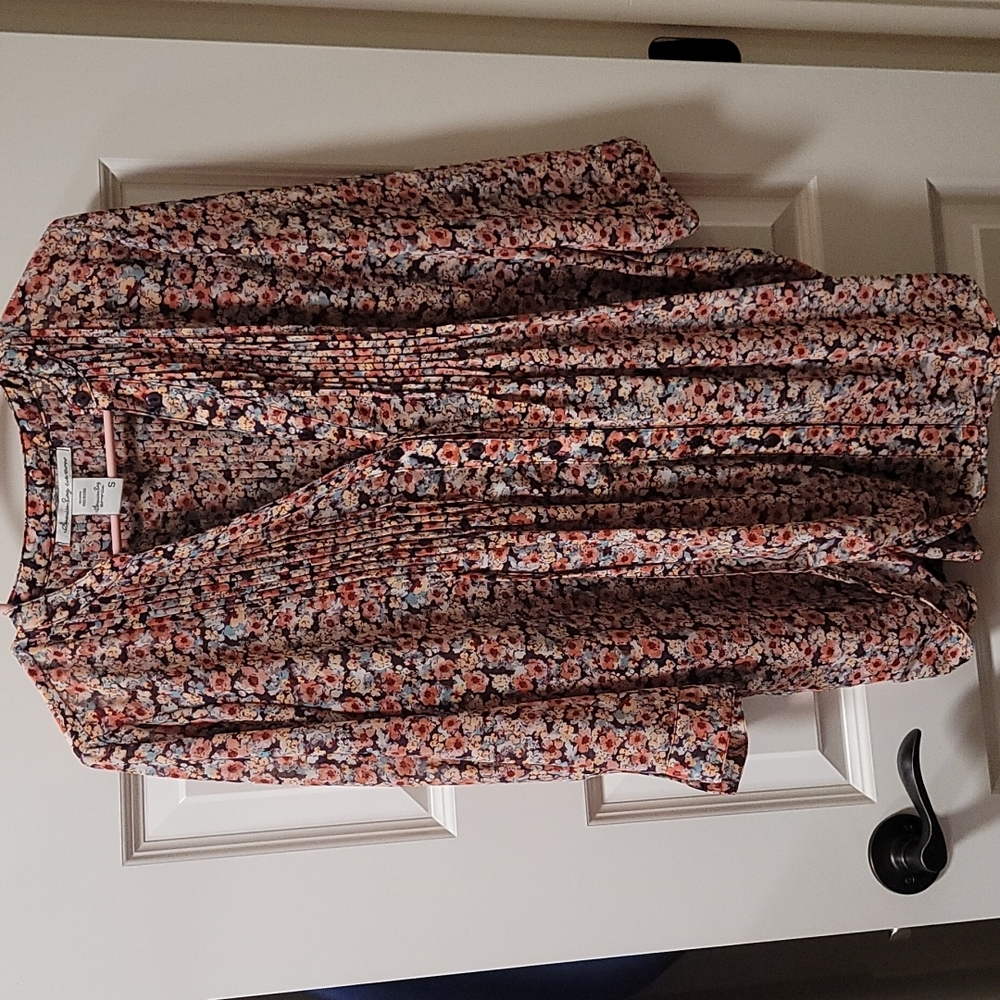 American Rag shirt size small floral